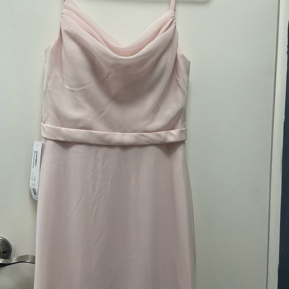 Azazie Size A4 Blush Pink long Sleeveless Gown $190 - Picture 2 of 16